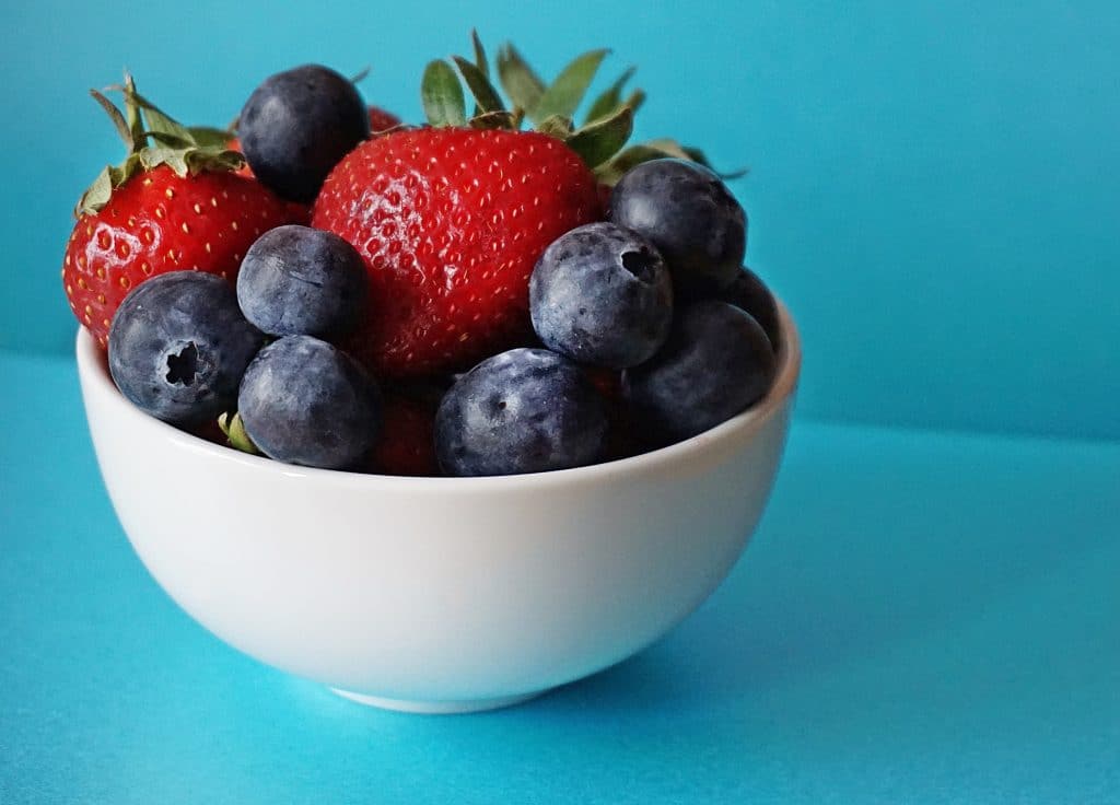 Can Guinea Pigs Eat Blueberries?